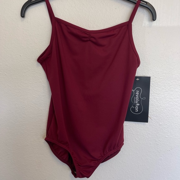 REVOLUTION CLASSIC PINCH-FRONT CAMISOLE LEOTARD RD50062 COLOR BURGUNDY - Picture 3 of 4